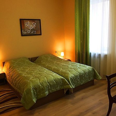 Turli Inn Маладжечна Екстериор снимка